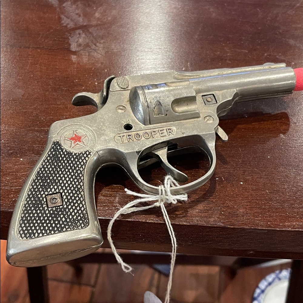 Source Unknown Silver Trooper Toy Revolver with Red Tip